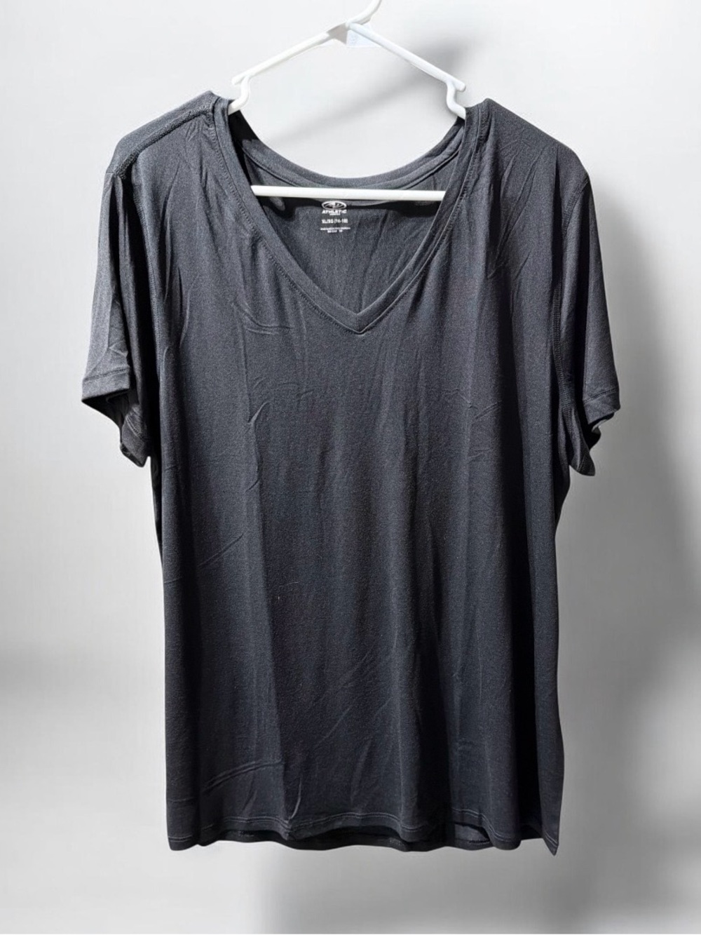 Athletic Works Black V Neck Short Sleeve Activewear Workout T Shirt NWOT XL